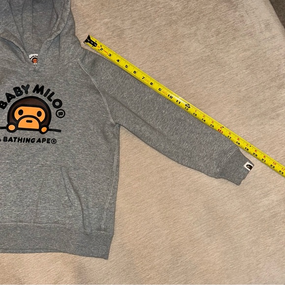 (Sold) Bape Gray Baby Milo Kids Hoodie Size 7-9 - Picture 4 of 6